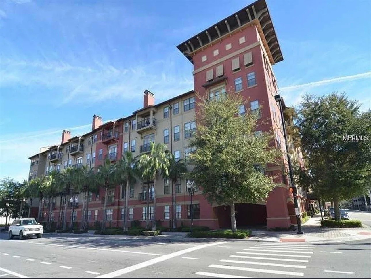 911 N ORANGE AVENUE 112