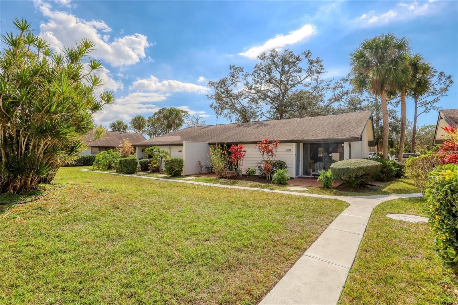 3523 LONGMEADOW 12
