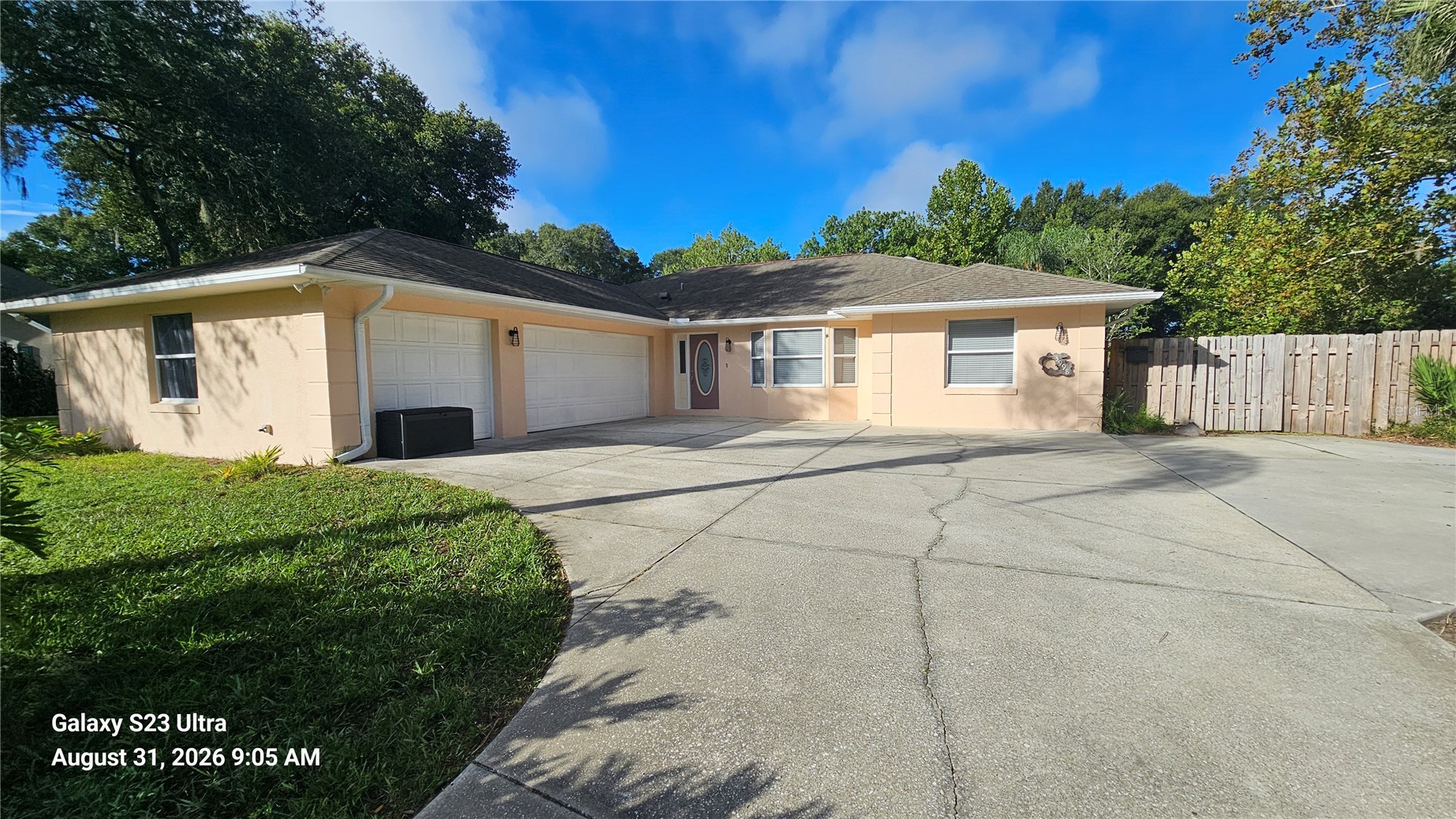 3998 DAKOTA CIRCLE