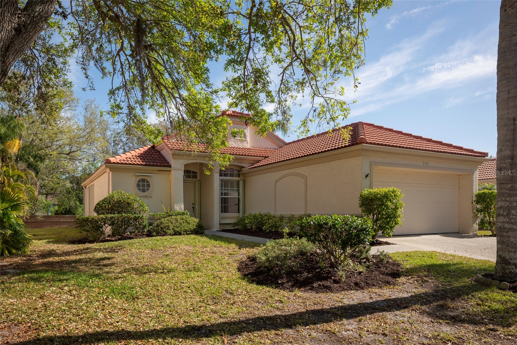 717 LIGHTHOUSE DRIVE