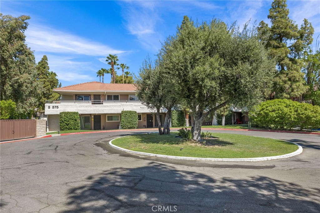 575 N Villa Court 212