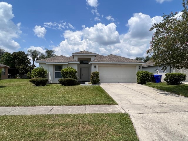 2916 WHITE CEDAR CIRCLE