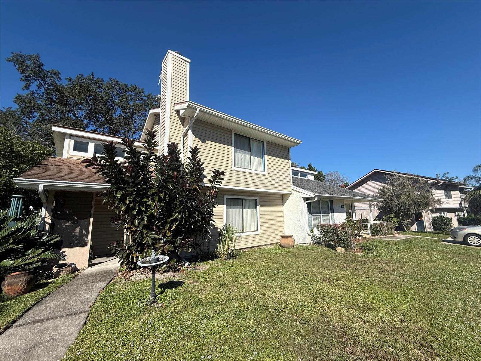 5454 BRACKEN COURT