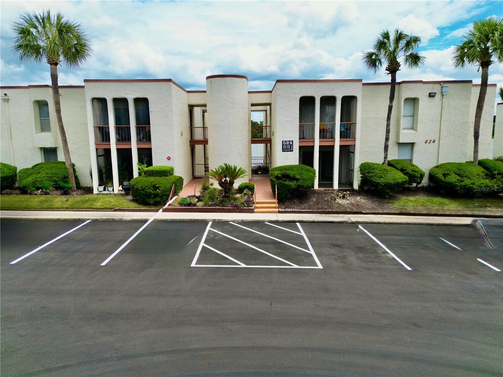 524 ORANGE DRIVE 11