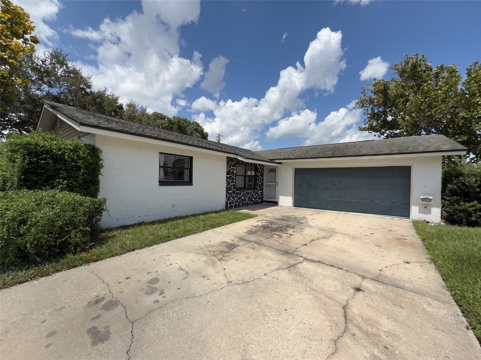 996 GRAYSON DRIVE