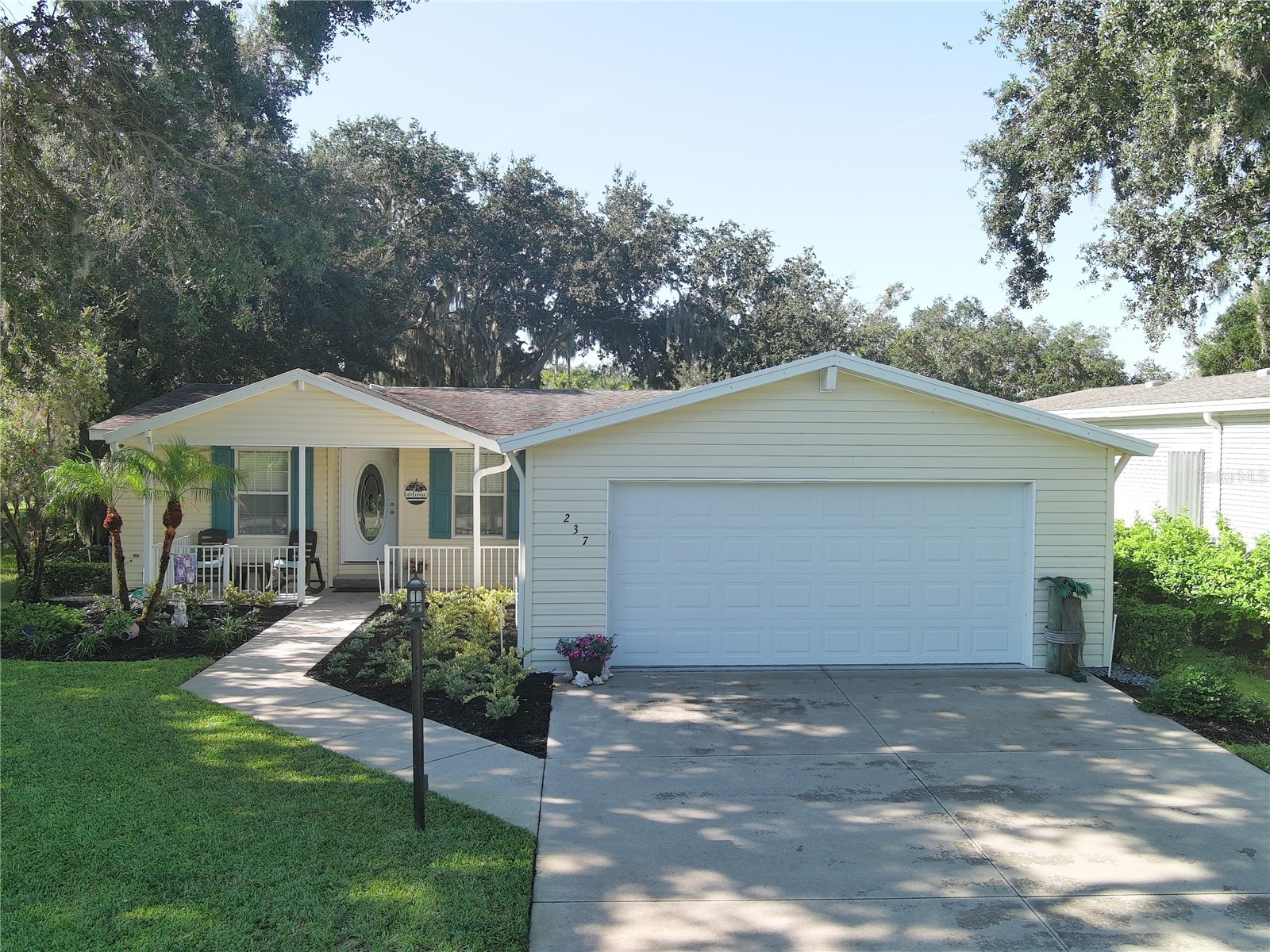 237 NAVAJO DRIVE