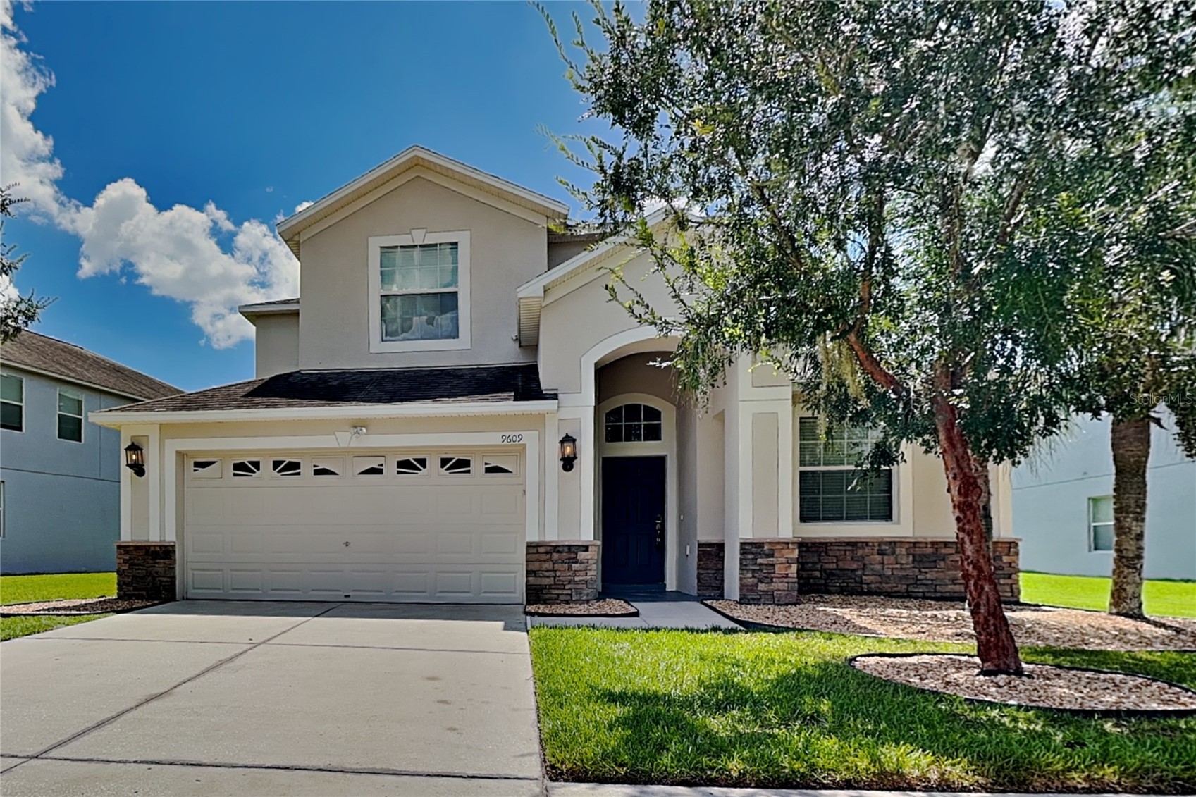 9609 ROYAL FERN COURT