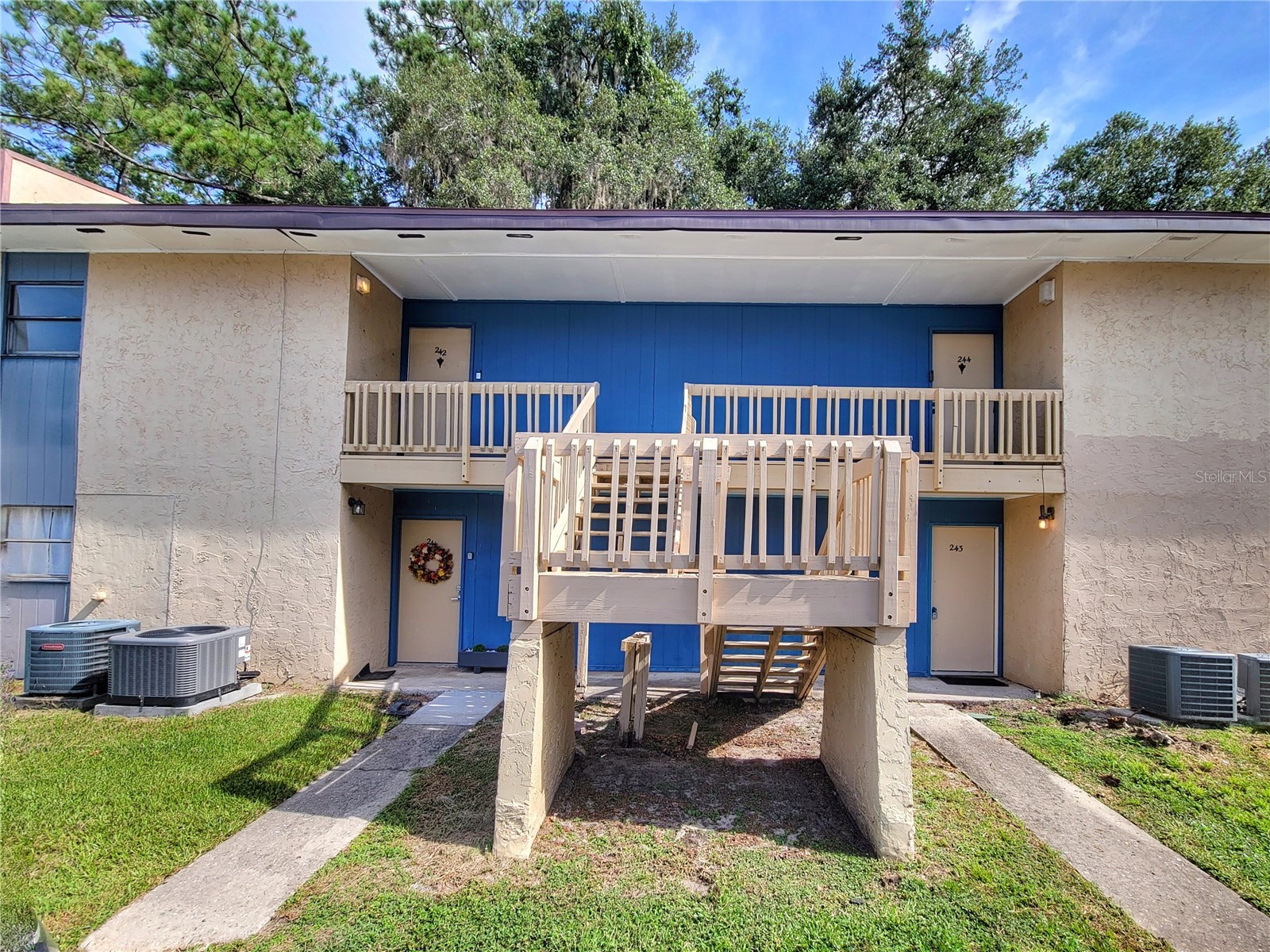 2811 SW ARCHER ROAD Z242