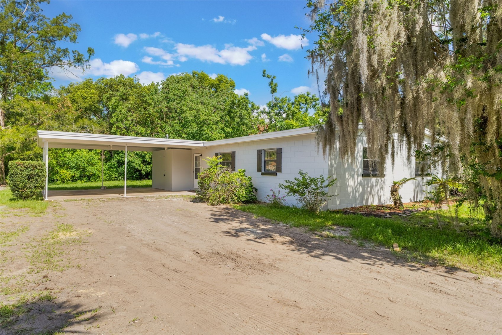 212 HOMEWOOD DRIVE