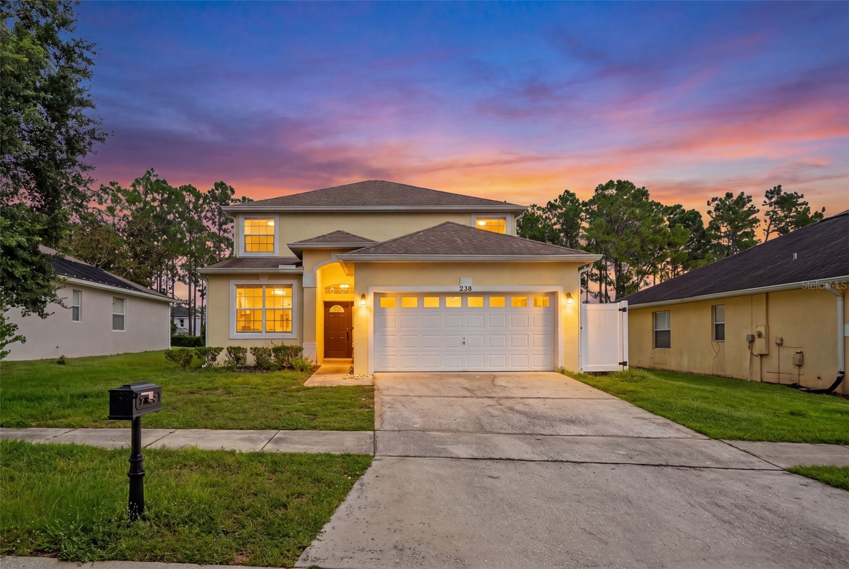 238 N HAMPTON DRIVE