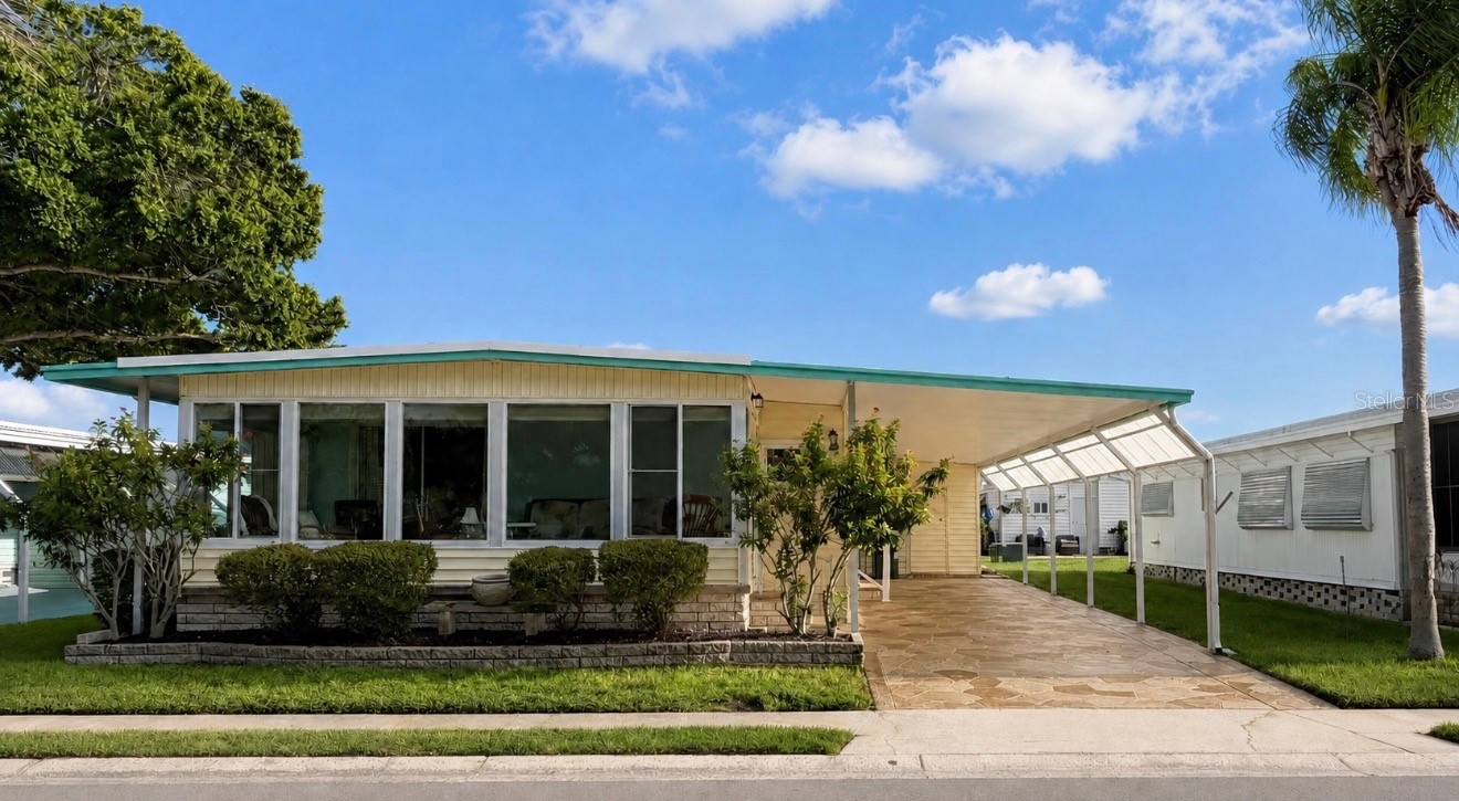 1100 BELCHER ROAD S 304