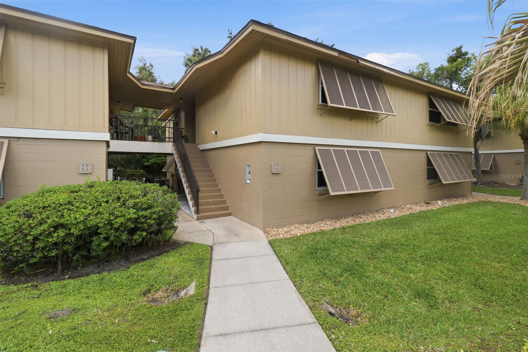 130 JASMINE WOODS COURT 7C
