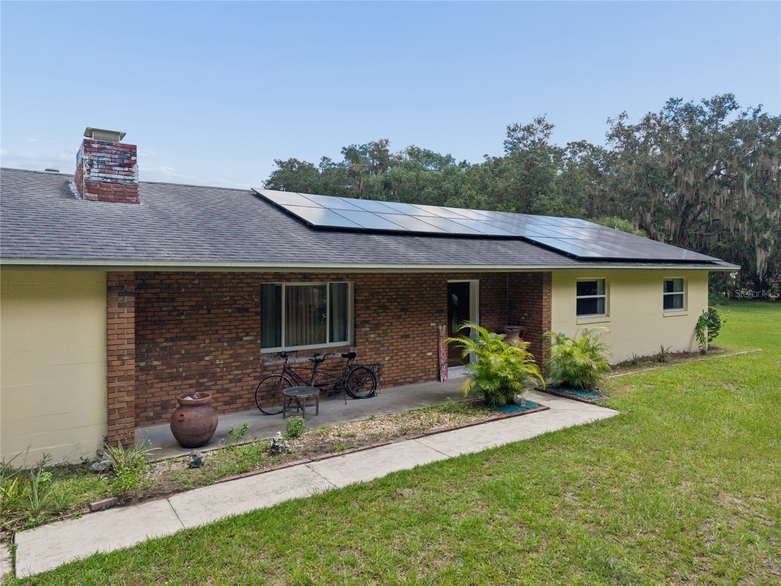4285 SHAMROCK DRIVE
