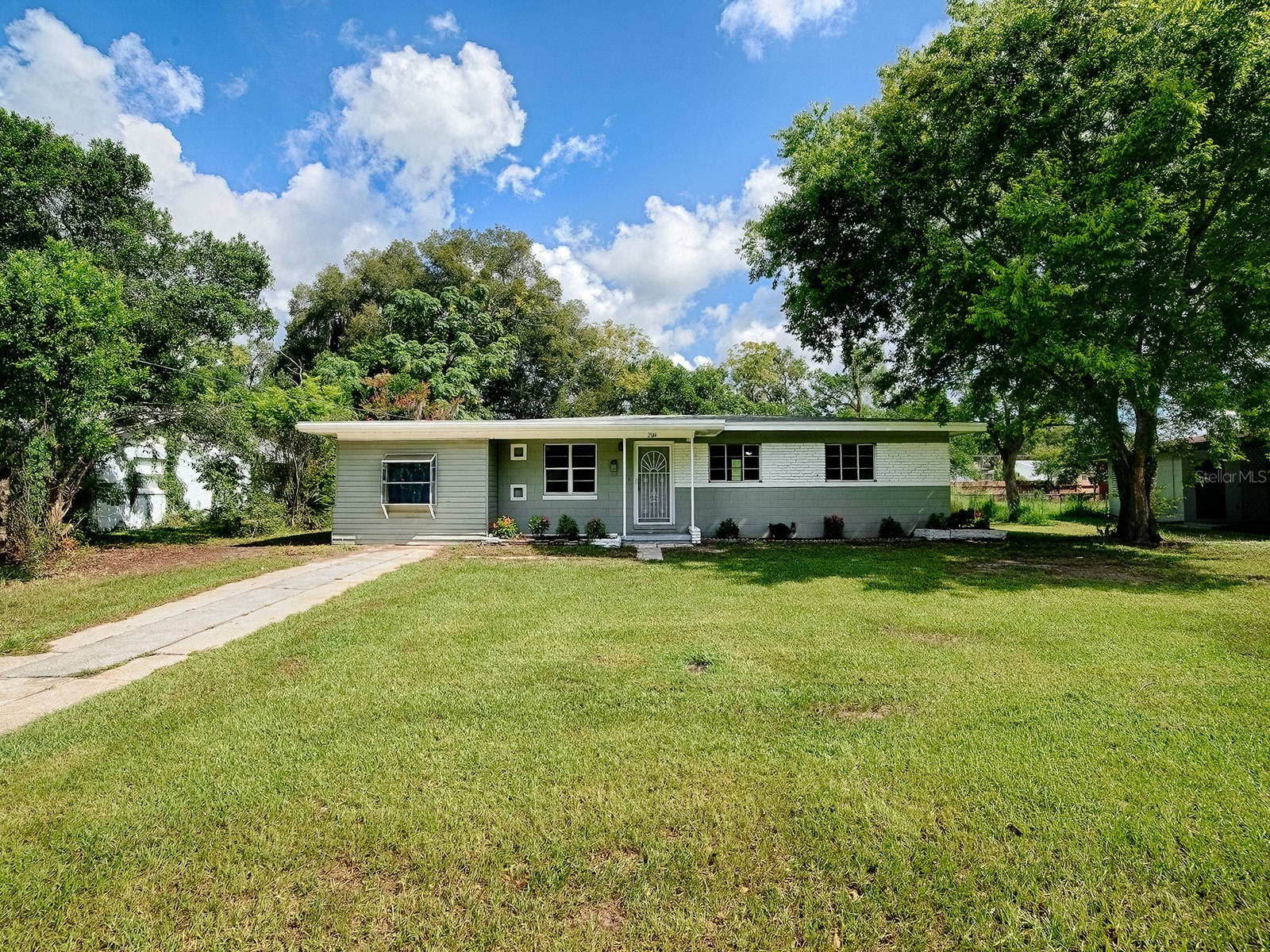 2014 HELMS AVENUE