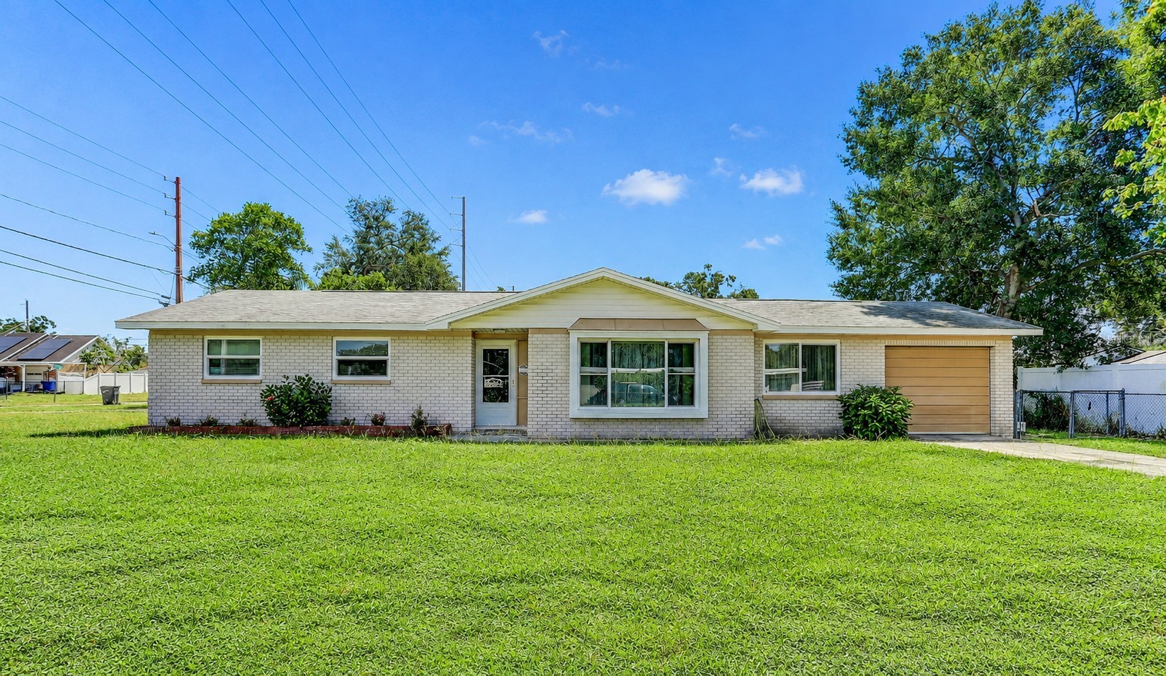 7703 LAKESIDE BOULEVARD