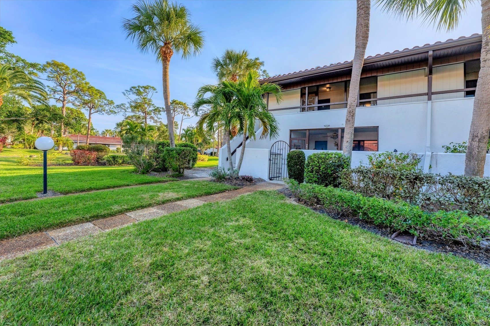 3500 EL CONQUISTADOR PARKWAY 252