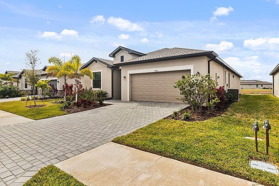 1505 SADDLEWOOD CIRCLE