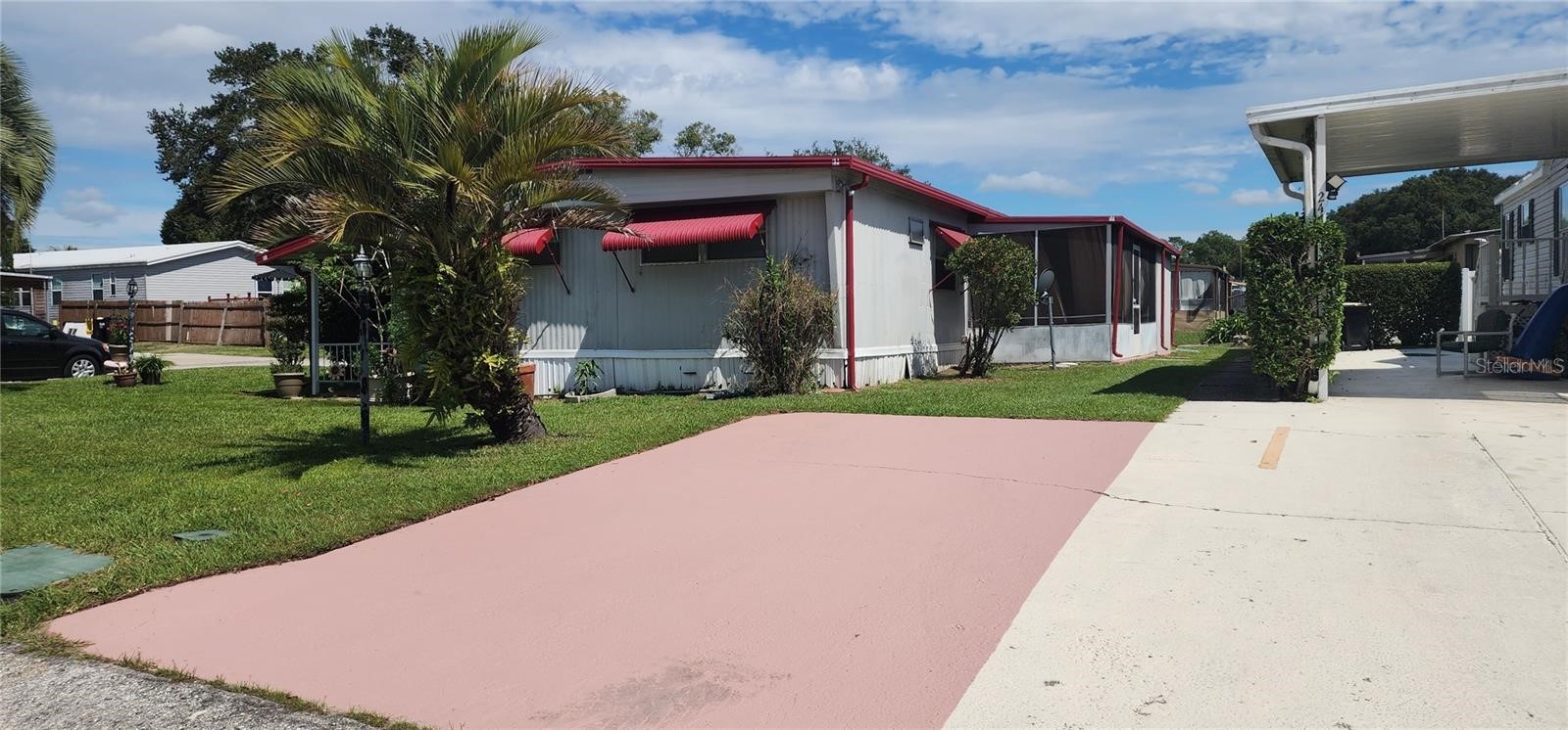 18 FOREST DRIVE