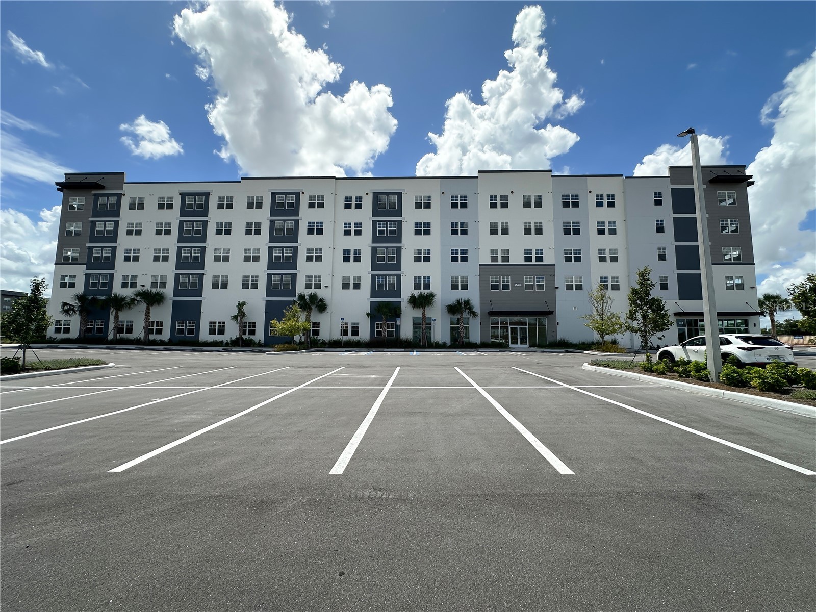 5563 MILLENIA PARK BLVD 409