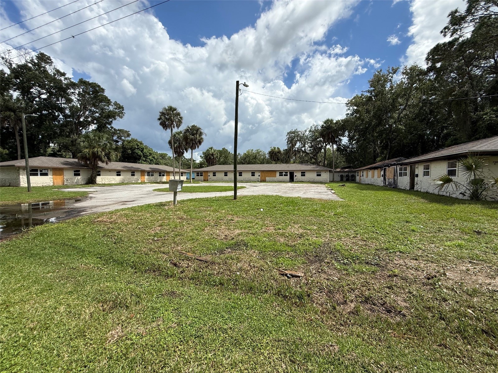 750 NE 10TH STREET