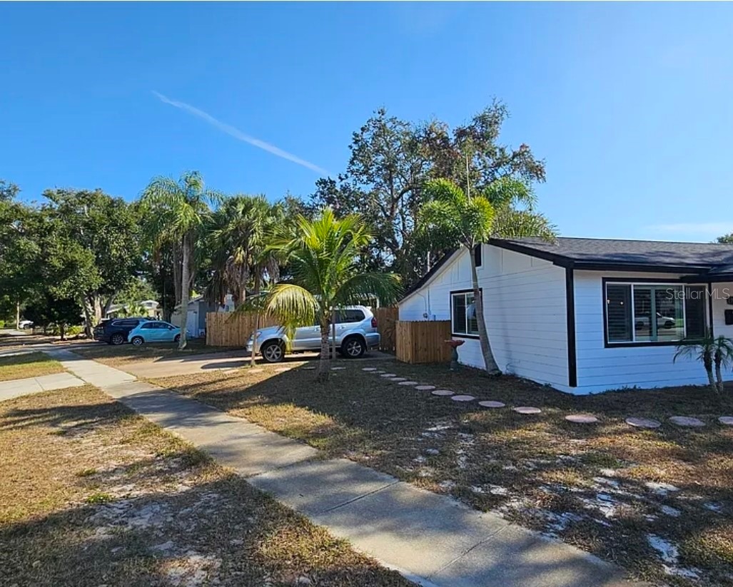 2735 BOCA CIEGA DRIVE N