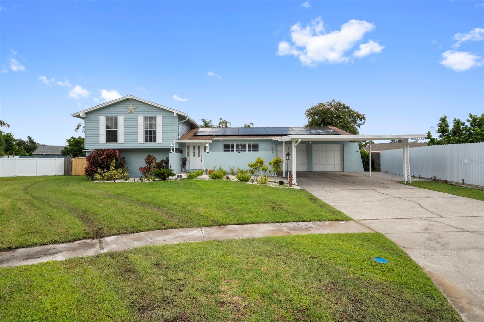 7103 CREEKSIDE COURT