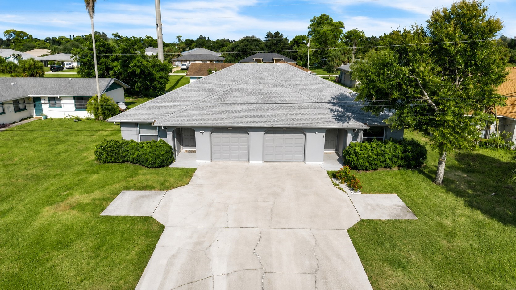 405/407 NE 24TH AVENUE