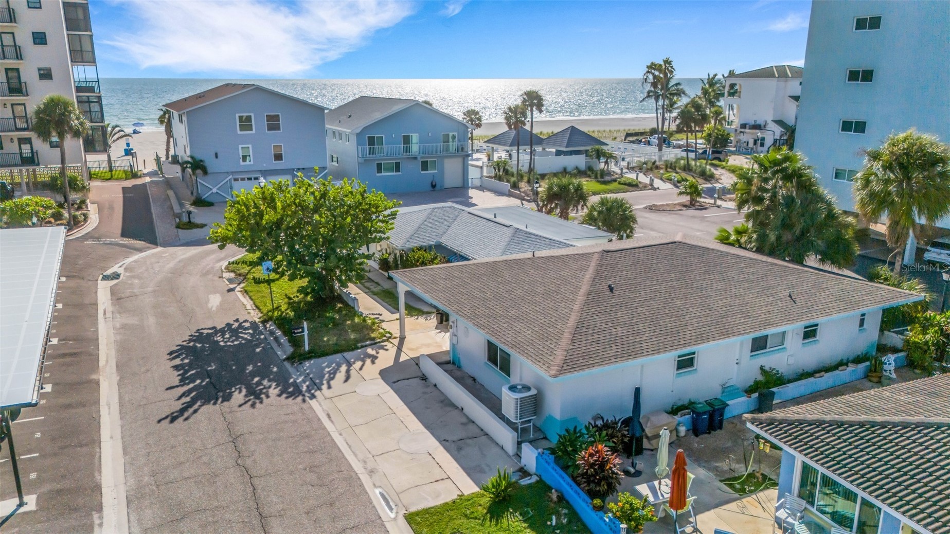 18317 SUNSET BOULEVARD