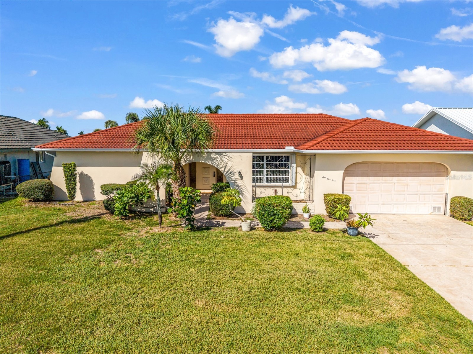 113 HIBISCUS DRIVE