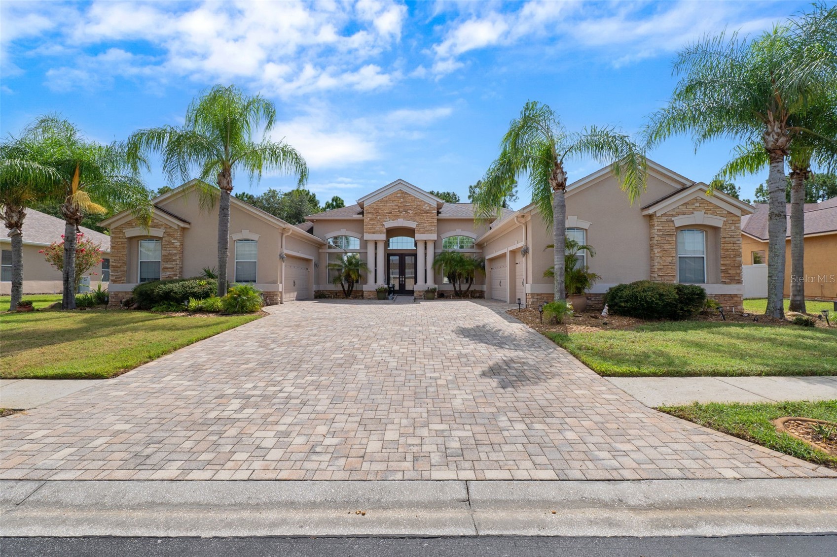 1726 NODDING THISTLE DRIVE
