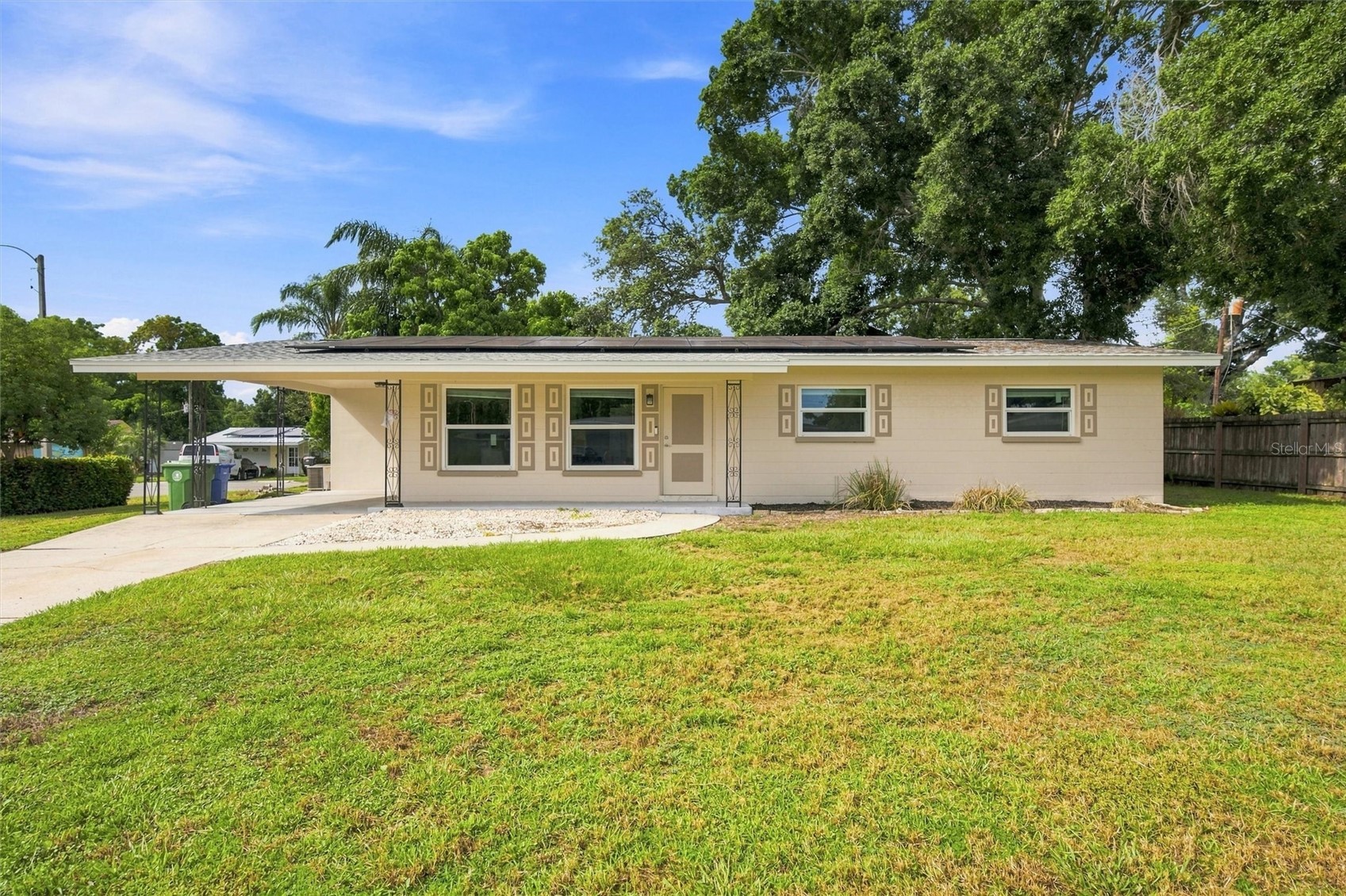 1906 15TH AVENUE DRIVE W