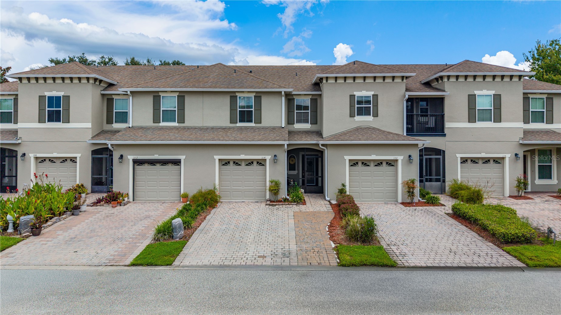 104 MISTY GLEN LANE