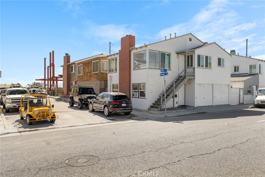 5916 E Ocean