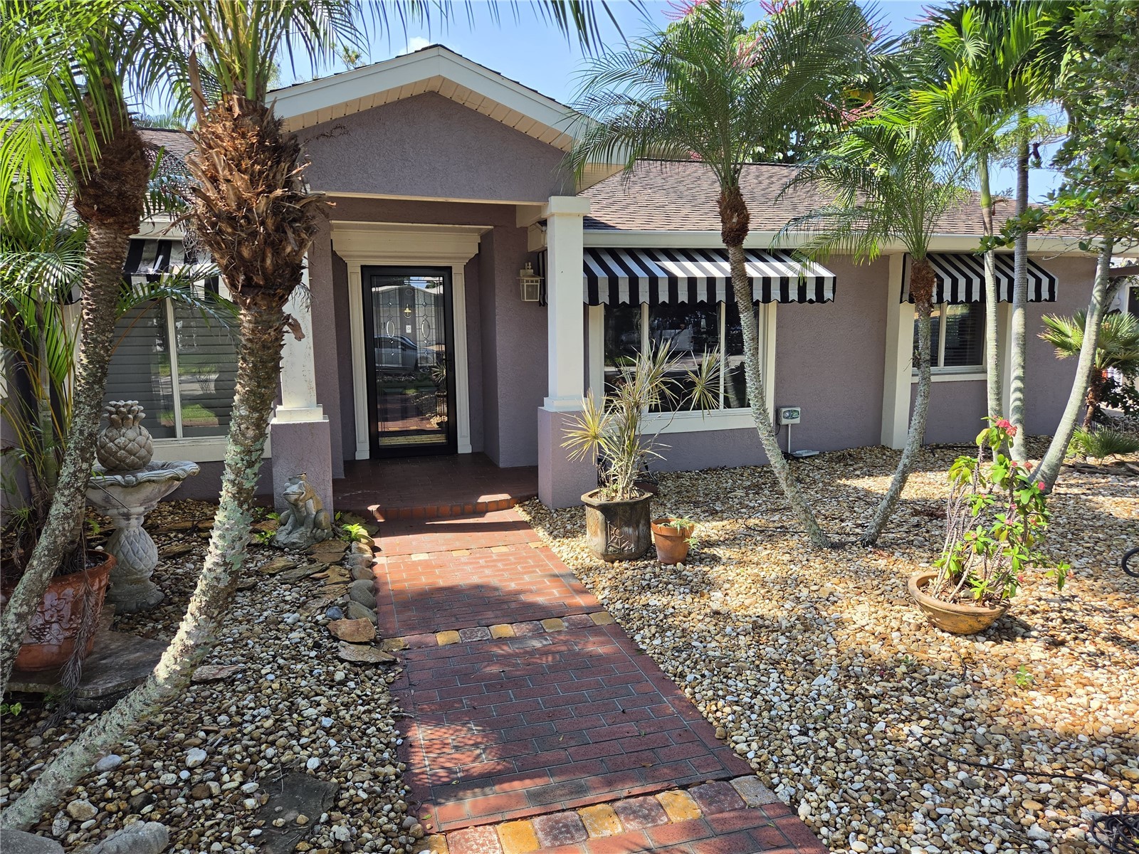 1132 RIDGE DRIVE