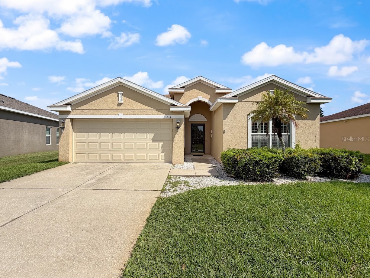 814 PARKER DEN DRIVE