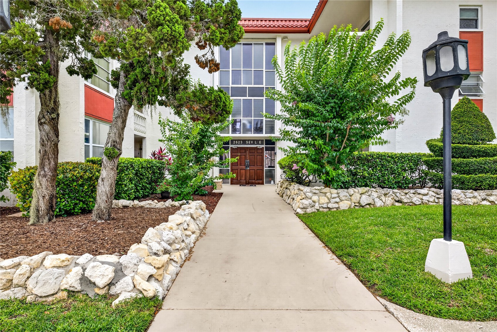 2623 SEVILLE BOULEVARD 207