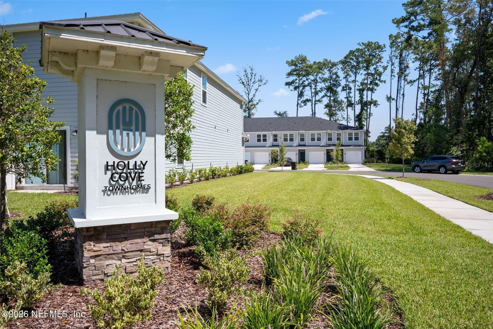 514 HOLLYLAKES DRIVE