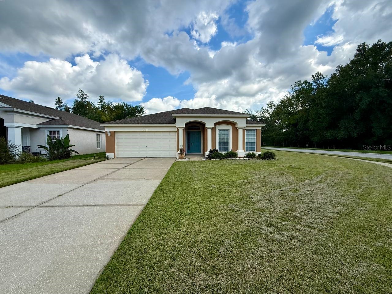 5855 COUNT TURF LANE