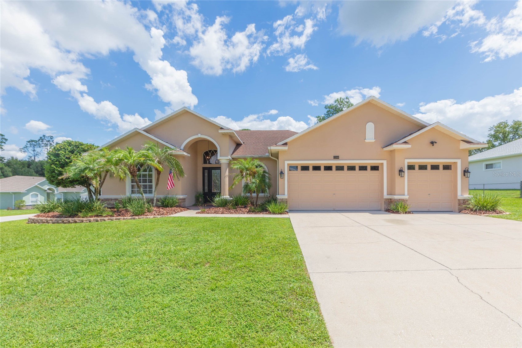 11544 PINE HOLLOW WAY