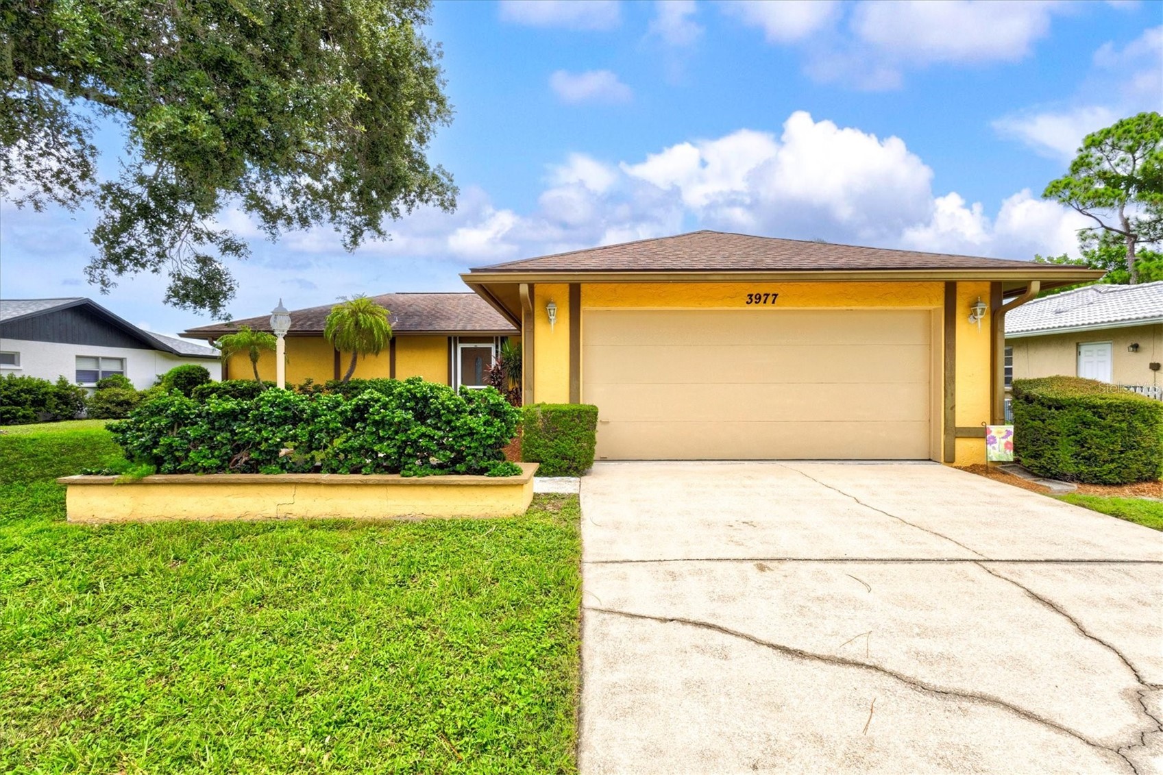 3977 LEMONWOOD DRIVE