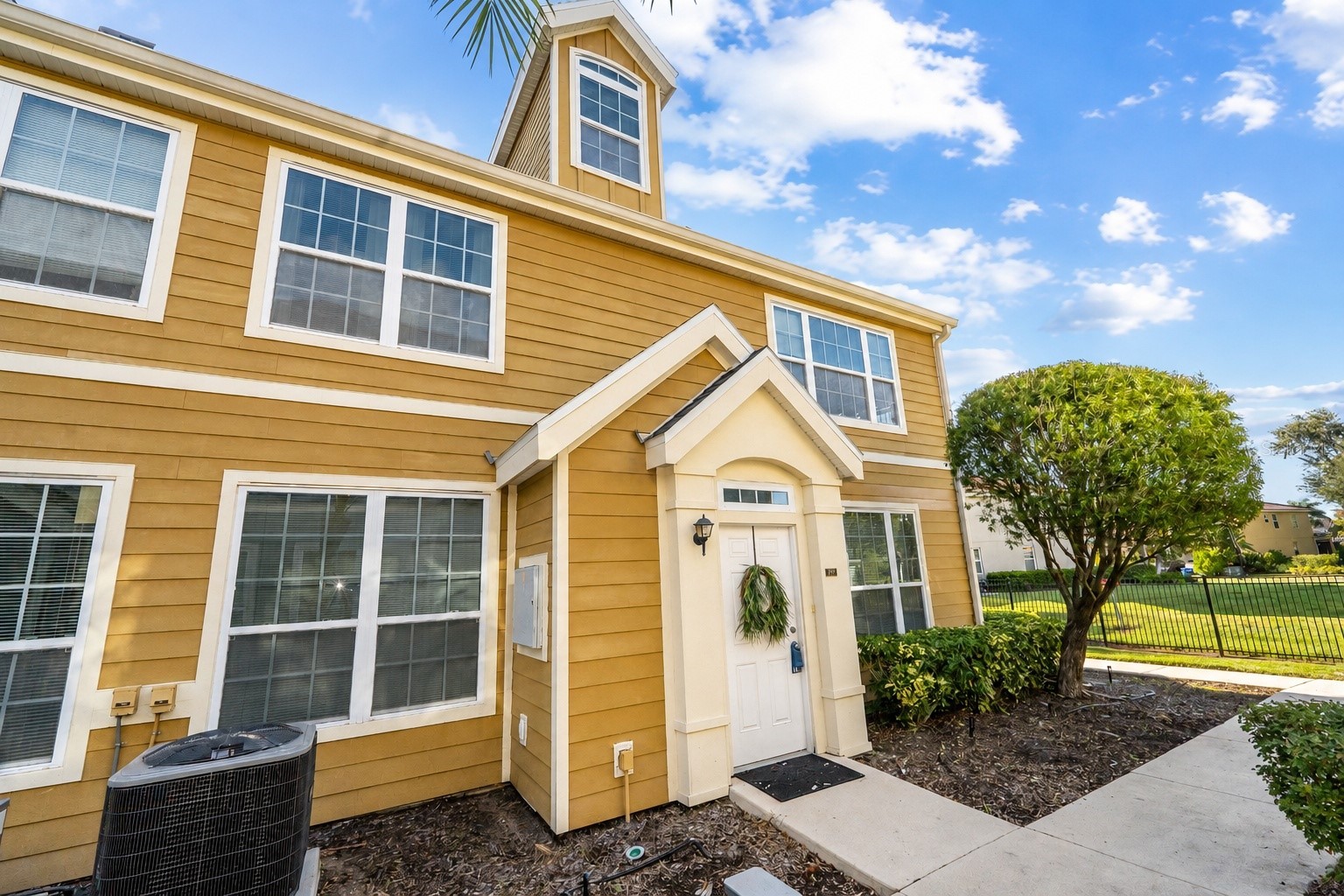 5511 ROSEHILL ROAD 203