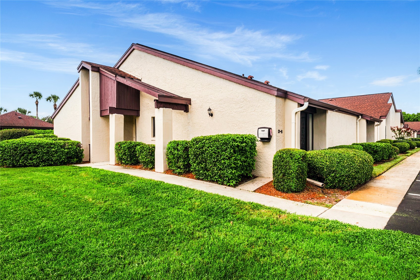 101 GRAND PLAZA DRIVE D60