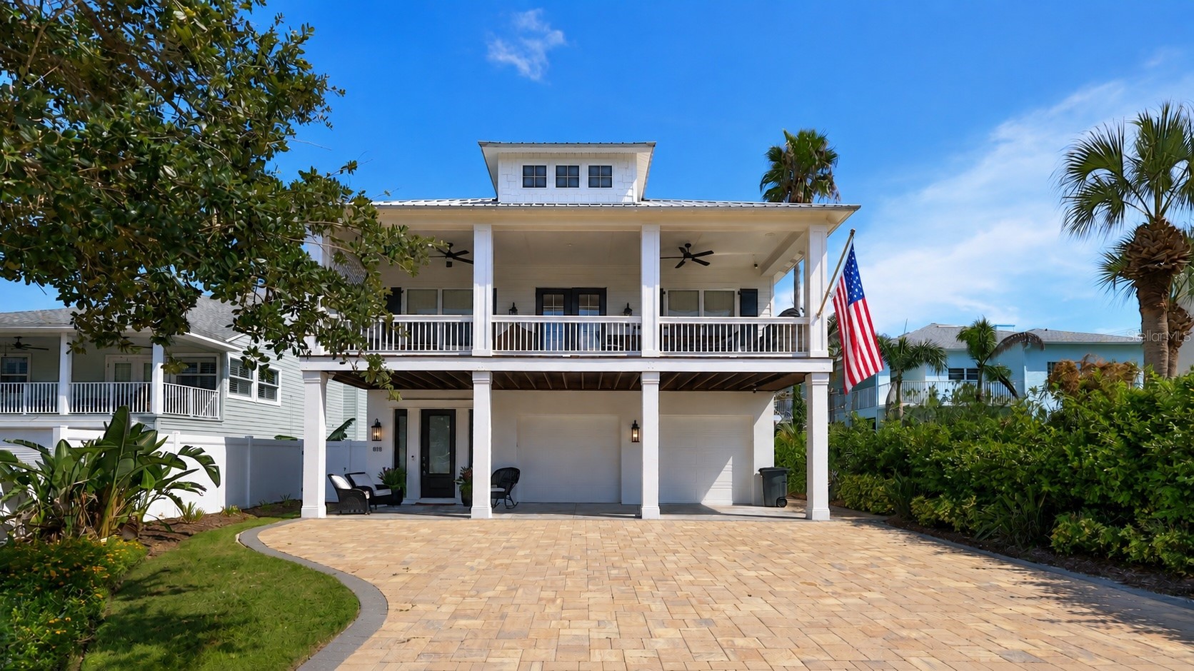 818 OCEAN AVENUE