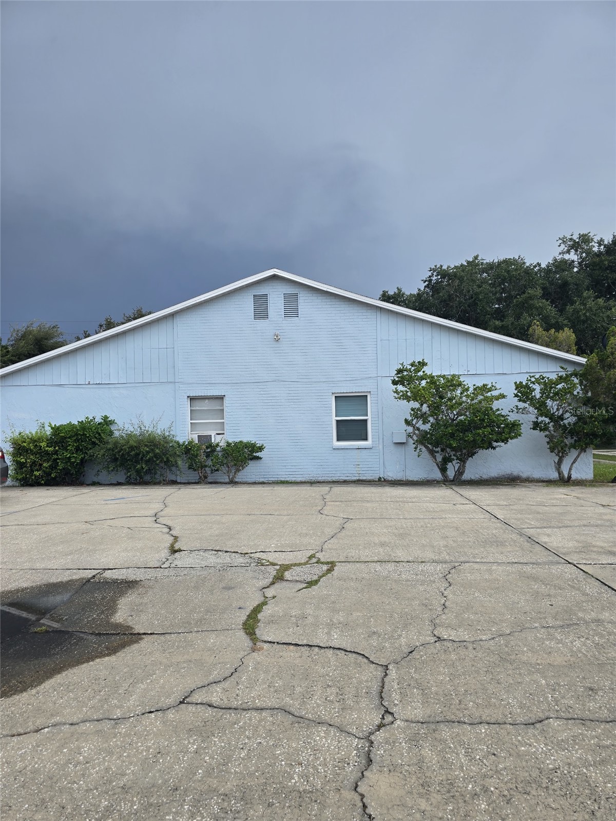 3064 SAINT PAUL DRIVE 3064