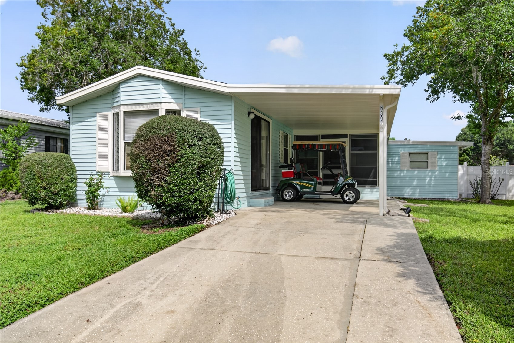 639 NE COTTAGE PARK LANE