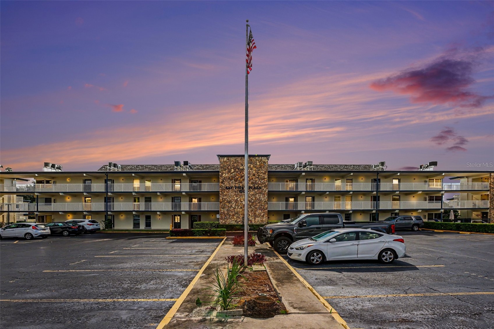 6100 12TH STREET S 313