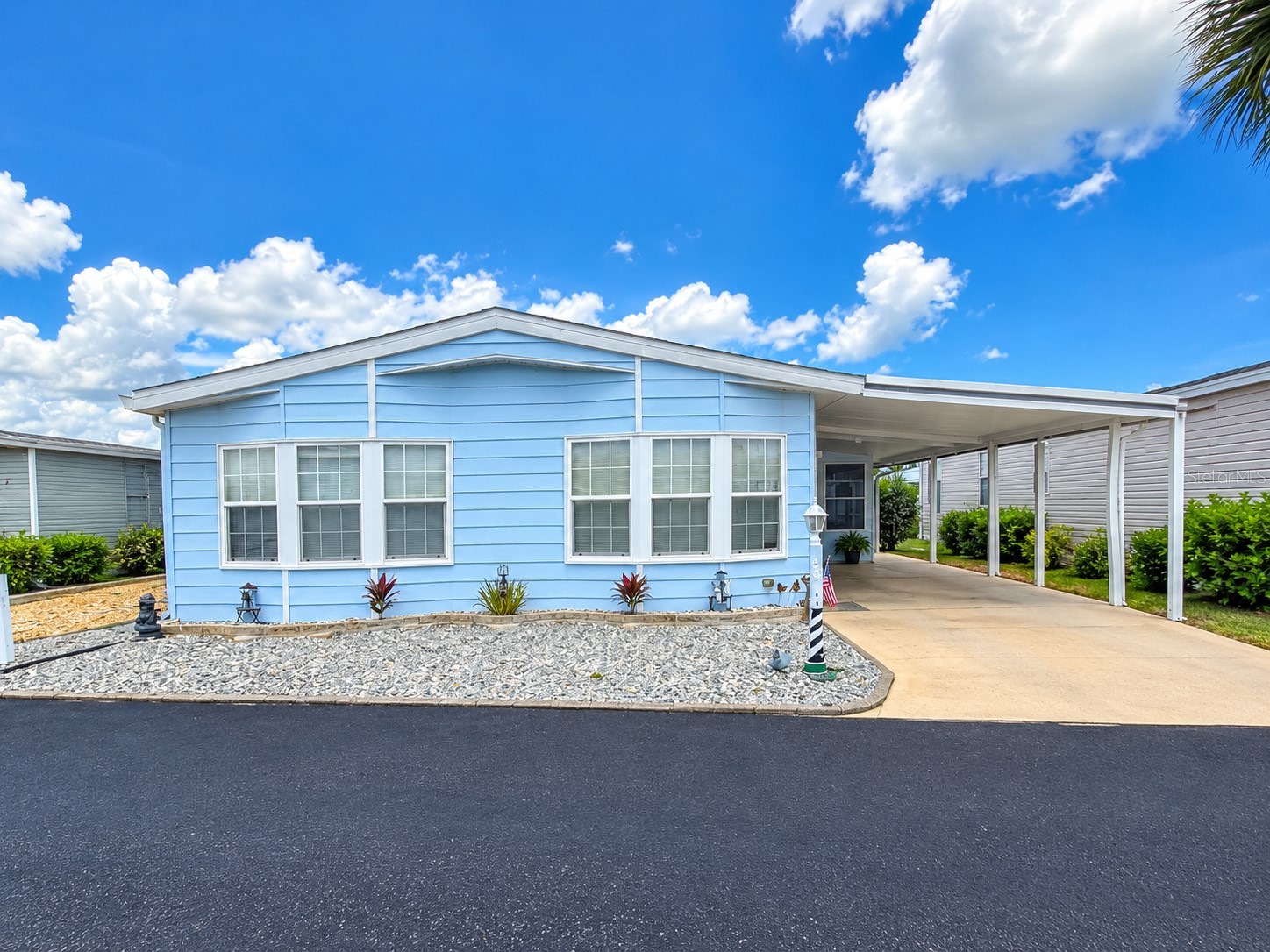 42 NAUTILUS DRIVE