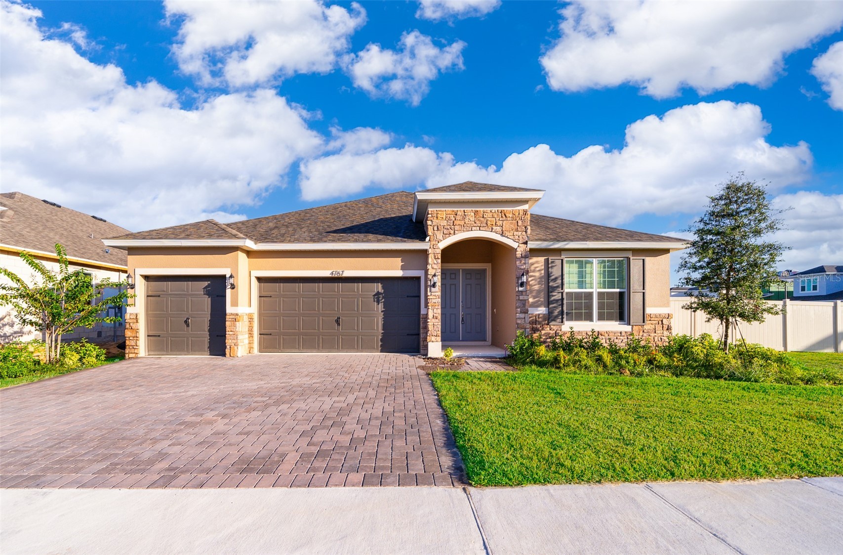 4767 CRAGMERE LOOP