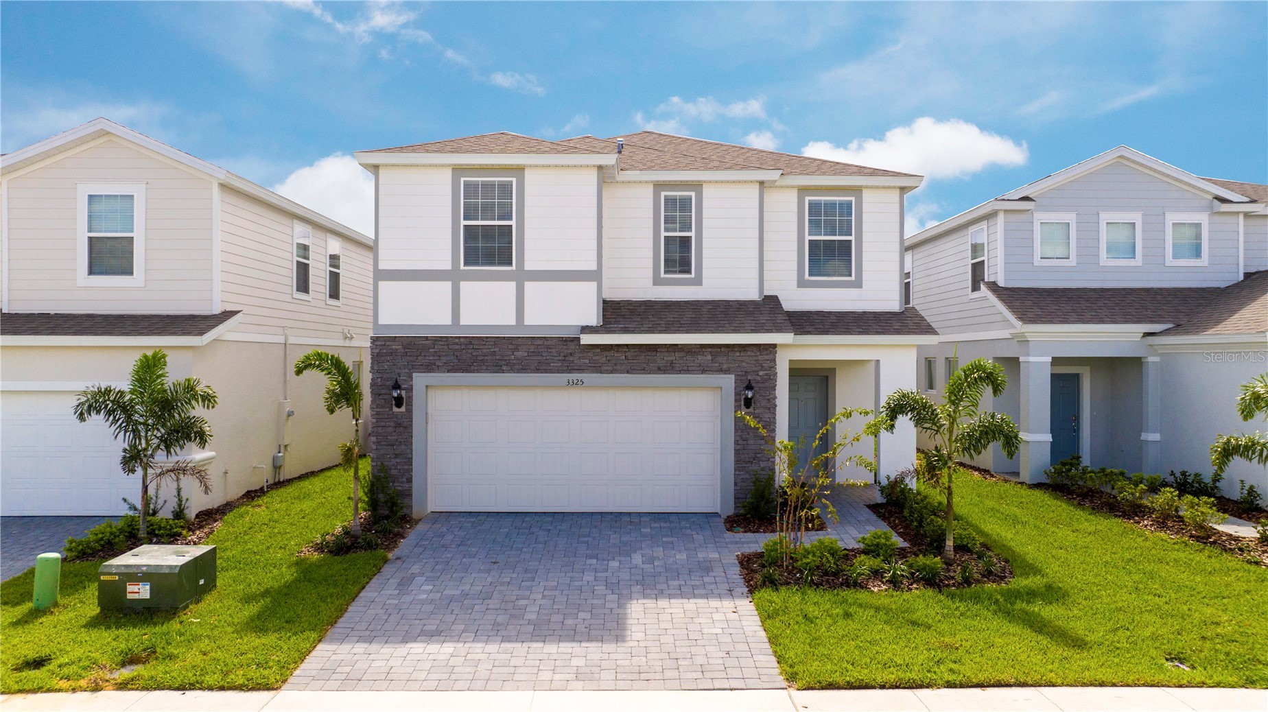 3325 LILAC WAY