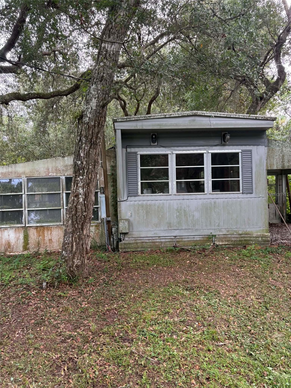 16 SHADY LANE S